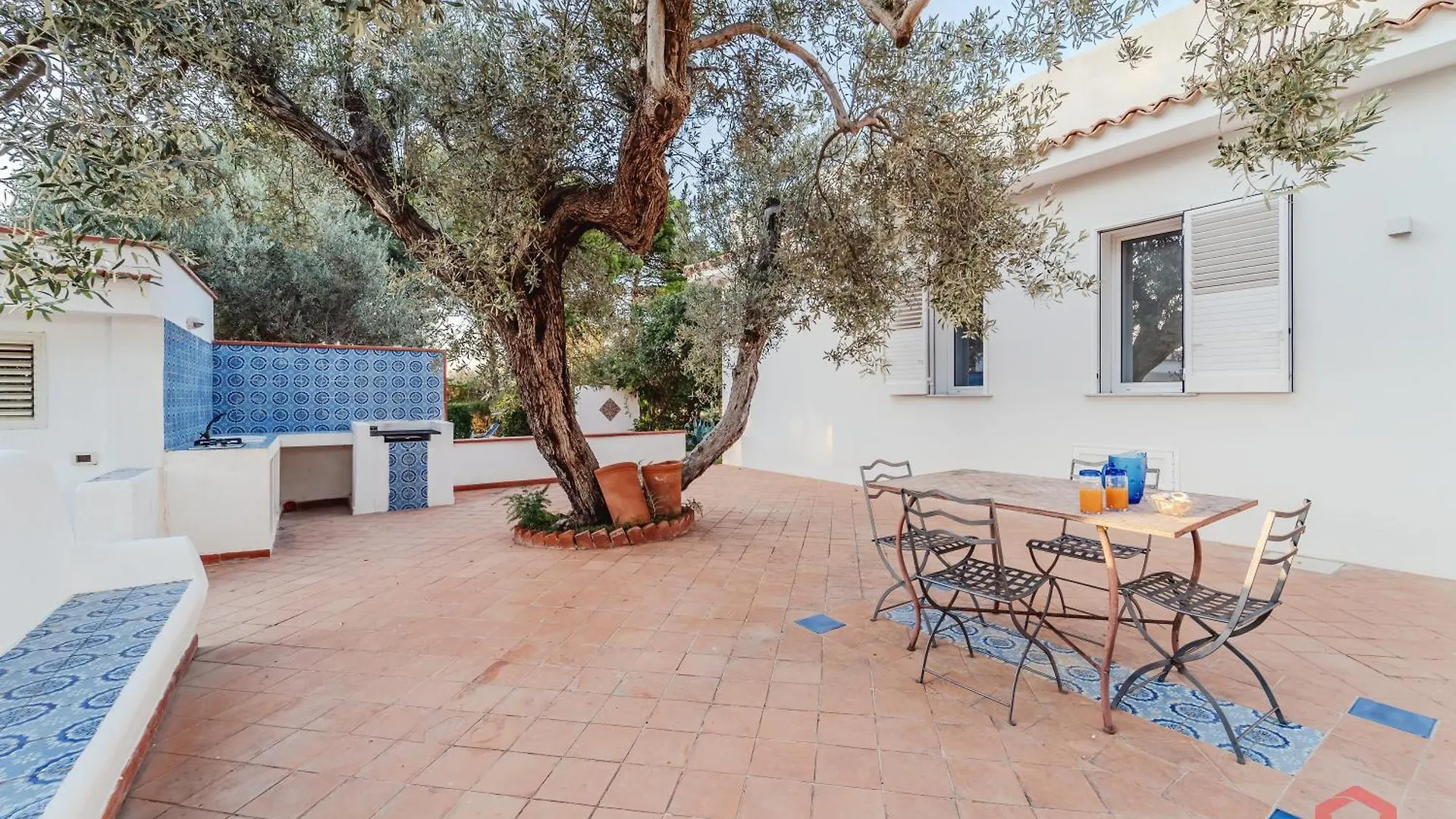 Grande E Luminosa Villa Con Piscina Vicino Al Mare Terrasini